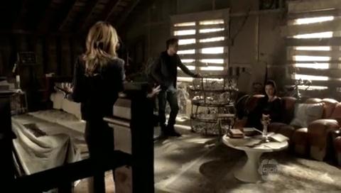 VampireDiariesWorld-dot-org_TheSecretCircle-S01E06-1074.jpg
