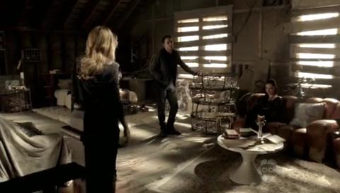 VampireDiariesWorld-dot-org_TheSecretCircle-S01E06-1075.jpg