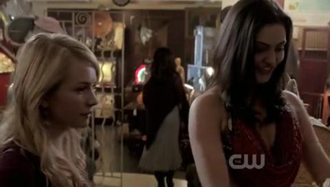 VampireDiariesWorld-dot-org_TheSecretCircle-S01E07-0045.jpg