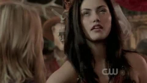 VampireDiariesWorld-dot-org_TheSecretCircle-S01E07-0071.jpg