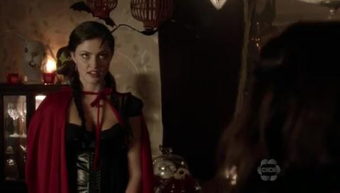 VampireDiariesWorld-dot-org_TheSecretCircle-S01E07-1052.jpg