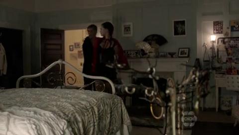 VampireDiariesWorld-dot-org_TheSecretCircle-S01E07-1410.jpg VampireDiariesWorld-dot-org_TheSecretCircle-S01E07-1410.jpg