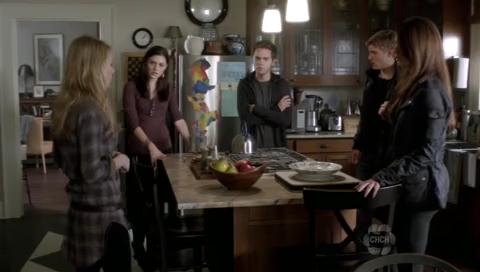 VampireDiariesWorld-dot-org_TheSecretCircle-S01E08-0084.jpg