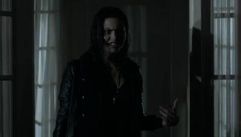 VampireDiariesWorld-dot-org_TheSecretCircle-S01E08-0559.jpg