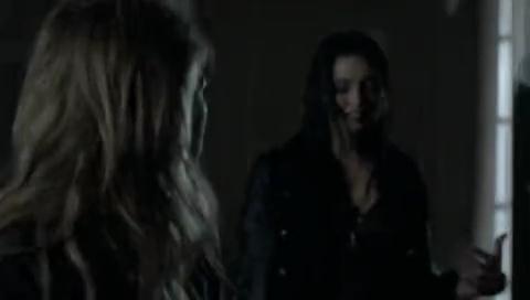 VampireDiariesWorld-dot-org_TheSecretCircle-S01E08-0563.jpg