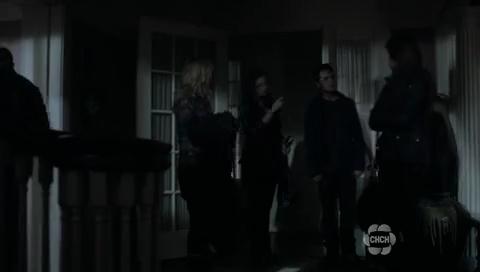VampireDiariesWorld-dot-org_TheSecretCircle-S01E08-0572.jpg