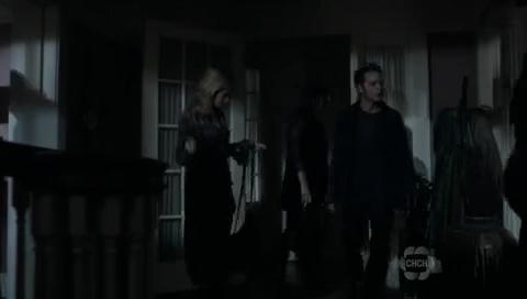 VampireDiariesWorld-dot-org_TheSecretCircle-S01E08-0574.jpg