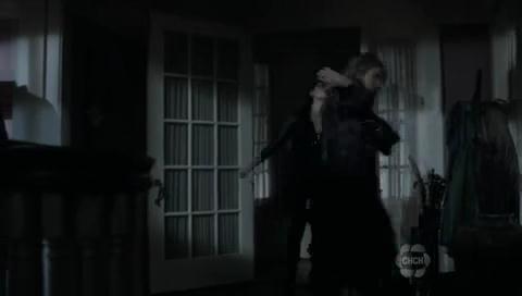 VampireDiariesWorld-dot-org_TheSecretCircle-S01E08-0576.jpg