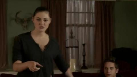 VampireDiariesWorld-dot-org_TheSecretCircle-S01E08-1328.jpg