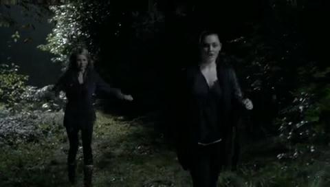 VampireDiariesWorld-dot-org_TheSecretCircle-S01E08-1745.jpg