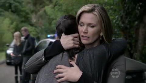 VampireDiariesWorld-dot-org_TheSecretCircle-S01E08-2017.jpg