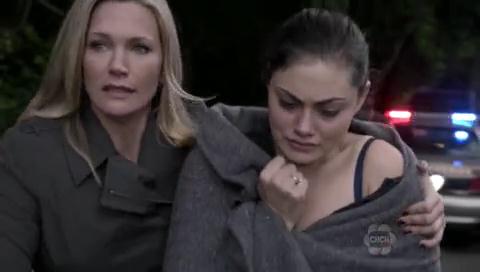 VampireDiariesWorld-dot-org_TheSecretCircle-S01E08-2028.jpg