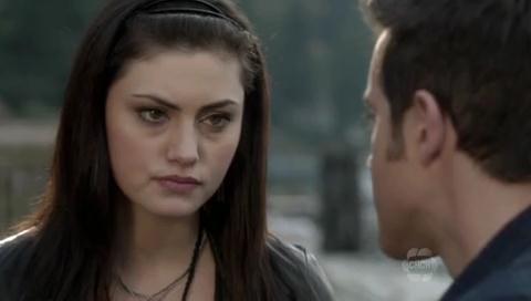 VampireDiariesWorld-dot-org_TheSecretCircle-S01E09-0886.jpg