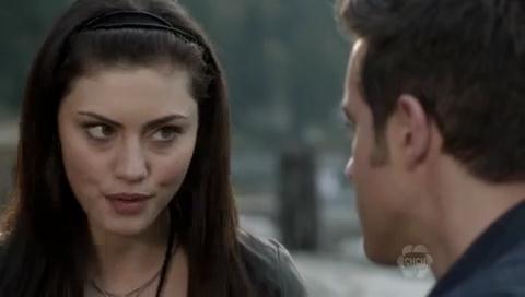 VampireDiariesWorld-dot-org_TheSecretCircle-S01E09-0891.jpg