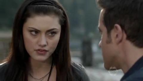 VampireDiariesWorld-dot-org_TheSecretCircle-S01E09-0893.jpg