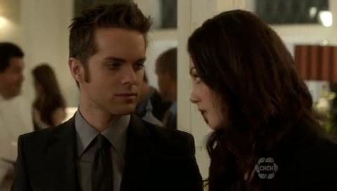 VampireDiariesWorld-dot-org_TheSecretCircle-S01E09-1279.jpg
