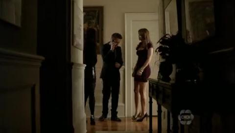VampireDiariesWorld-dot-org_TheSecretCircle-S01E09-1631.jpg
