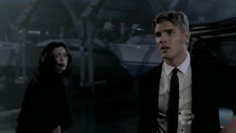 VampireDiariesWorld-dot-org_TheSecretCircle-S01E09-2031.jpg