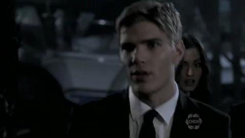 VampireDiariesWorld-dot-org_TheSecretCircle-S01E09-2039.jpg