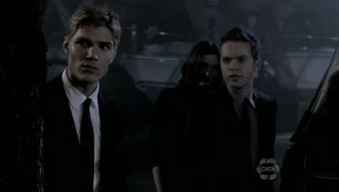 VampireDiariesWorld-dot-org_TheSecretCircle-S01E09-2051.jpg