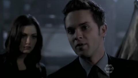 VampireDiariesWorld-dot-org_TheSecretCircle-S01E09-2055.jpg