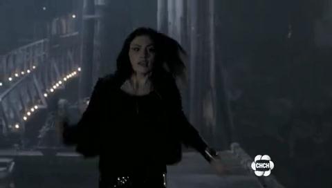 VampireDiariesWorld-dot-org_TheSecretCircle-S01E09-2179.jpg