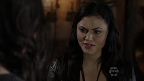 VampireDiariesWorld-dot-org_TheSecretCircle-S01E10-0816.jpg