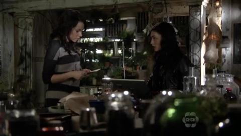 VampireDiariesWorld-dot-org_TheSecretCircle-S01E10-0828.jpg