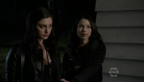 VampireDiariesWorld-dot-org_TheSecretCircle-S01E10-1075.jpg