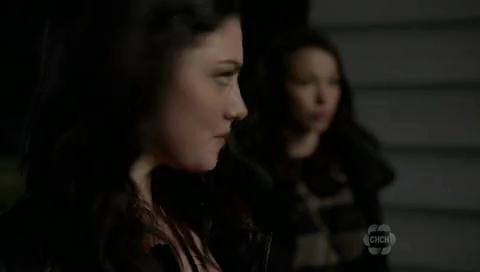 VampireDiariesWorld-dot-org_TheSecretCircle-S01E10-1110.jpg