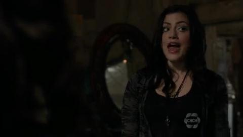 VampireDiariesWorld-dot-org_TheSecretCircle-S01E10-1589.jpg