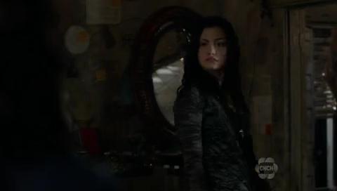 VampireDiariesWorld-dot-org_TheSecretCircle-S01E10-1595.jpg
