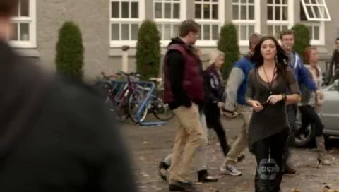 VampireDiariesWorld-dot-org_TheSecretCircle-S01E11-0391.jpg