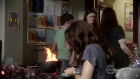 VampireDiariesWorld-dot-org_TheSecretCircle-S01E11-0659.jpg