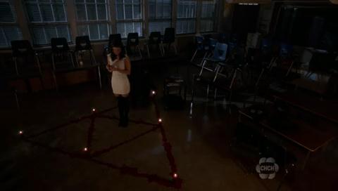 VampireDiariesWorld-dot-org_TheSecretCircle-S01E11-1339.jpg