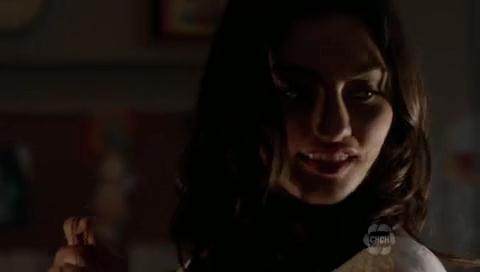VampireDiariesWorld-dot-org_TheSecretCircle-S01E11-1343.jpg