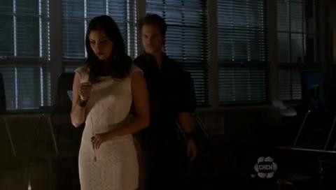 VampireDiariesWorld-dot-org_TheSecretCircle-S01E11-1361.jpg