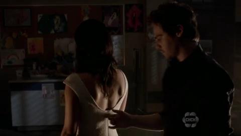 VampireDiariesWorld-dot-org_TheSecretCircle-S01E11-1362.jpg
