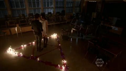 VampireDiariesWorld-dot-org_TheSecretCircle-S01E11-1618.jpg