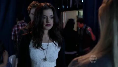 VampireDiariesWorld-dot-org_TheSecretCircle-S01E11-1680.jpg