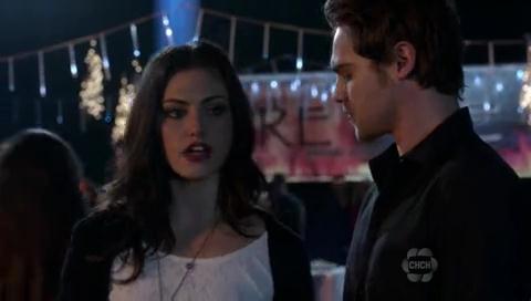 VampireDiariesWorld-dot-org_TheSecretCircle-S01E11-1720.jpg