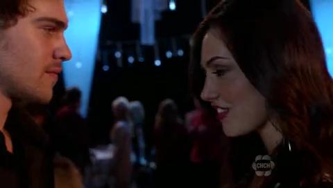 VampireDiariesWorld-dot-org_TheSecretCircle-S01E11-1730.jpg
