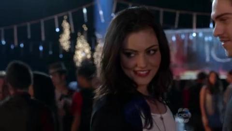 VampireDiariesWorld-dot-org_TheSecretCircle-S01E11-1741.jpg