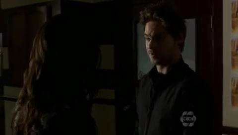 VampireDiariesWorld-dot-org_TheSecretCircle-S01E11-1838.jpg