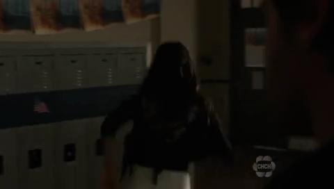 VampireDiariesWorld-dot-org_TheSecretCircle-S01E11-1869.jpg