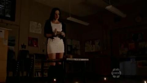 VampireDiariesWorld-dot-org_TheSecretCircle-S01E11-1879.jpg