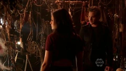 VampireDiariesWorld-dot-org_TheSecretCircle-S01E12-0377.jpg