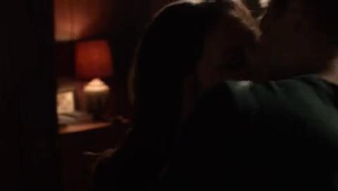 VampireDiariesWorld-dot-org_TheSecretCircle-S01E13-2239.jpg