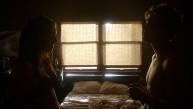 VampireDiariesWorld-dot-org_TheSecretCircle-S01E14-0110.jpg