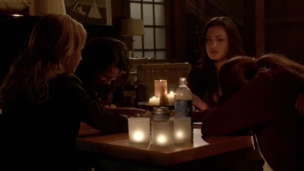 VampireDiariesWorld-dot-org_TheSecretCircle-S01E14-1203.jpg